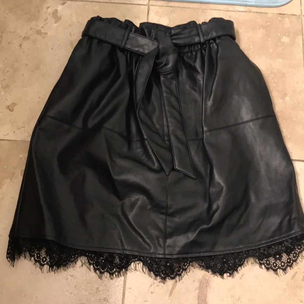 Zara Faux Leather Lace trim Skirt - Picture 5 of 8